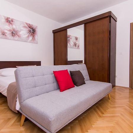 Apartmani Mlacic Donji Okrug  Exterior photo
